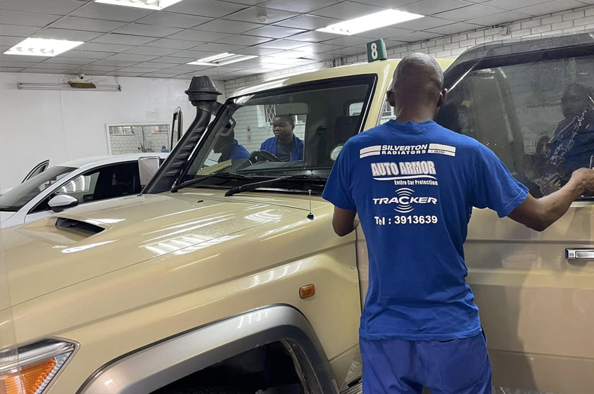 auto-armor-botswana-vehicle-tint-3